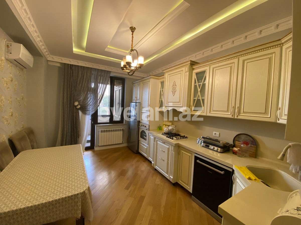 Satılır, yeni tikili, 4 otaqlı, 162 m², Bakı, Yasamal r, İnşaatçılar m.