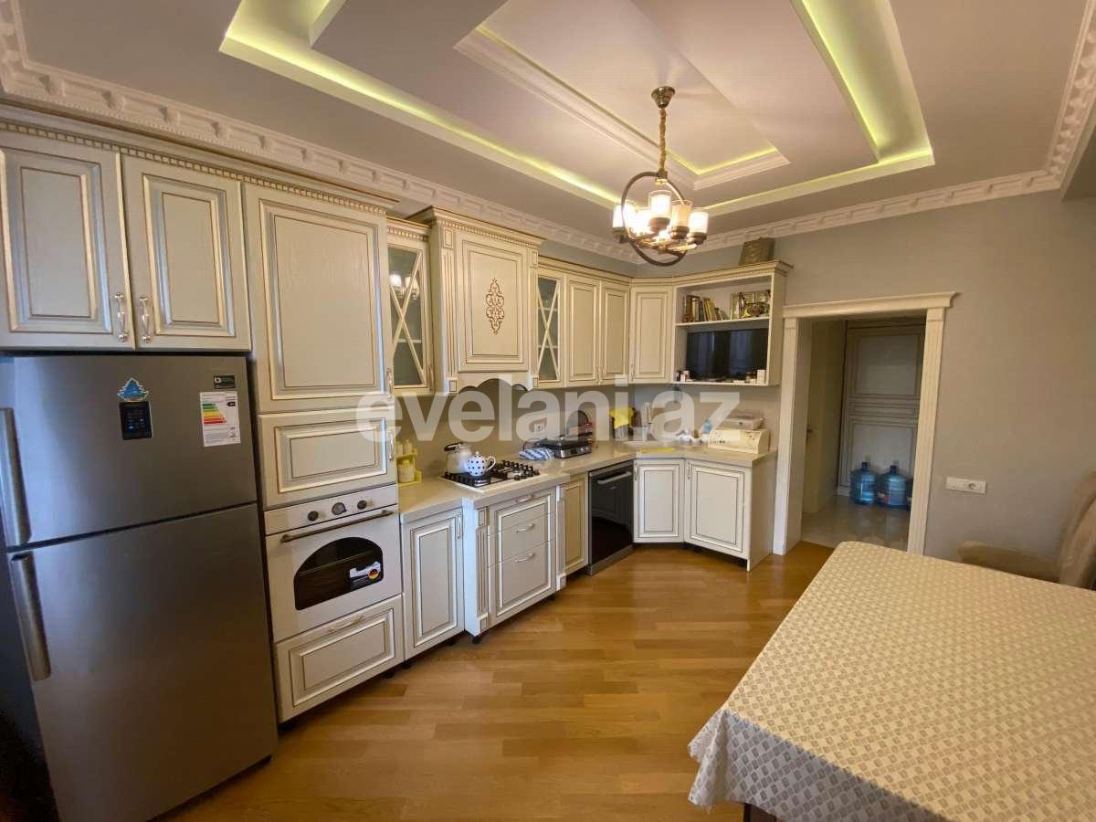 Satılır, yeni tikili, 4 otaqlı, 162 m², Bakı, Yasamal r, İnşaatçılar m.