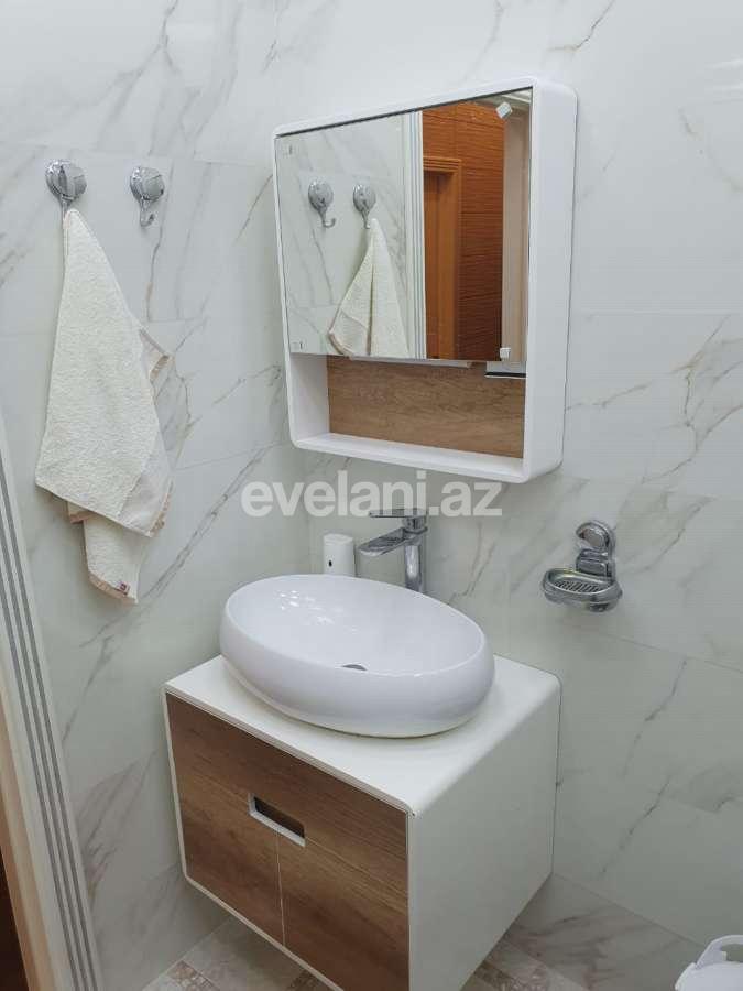 Сдаётся, вторичка, 2-комнаты, 60 m², Баку, Насиминский r, Сахил m.