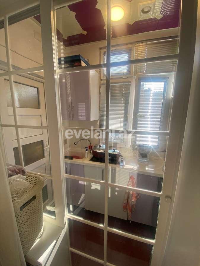 Satılır, köhnə tikili, 2 otaqlı, 40 m², Bakı, Yasamal r.