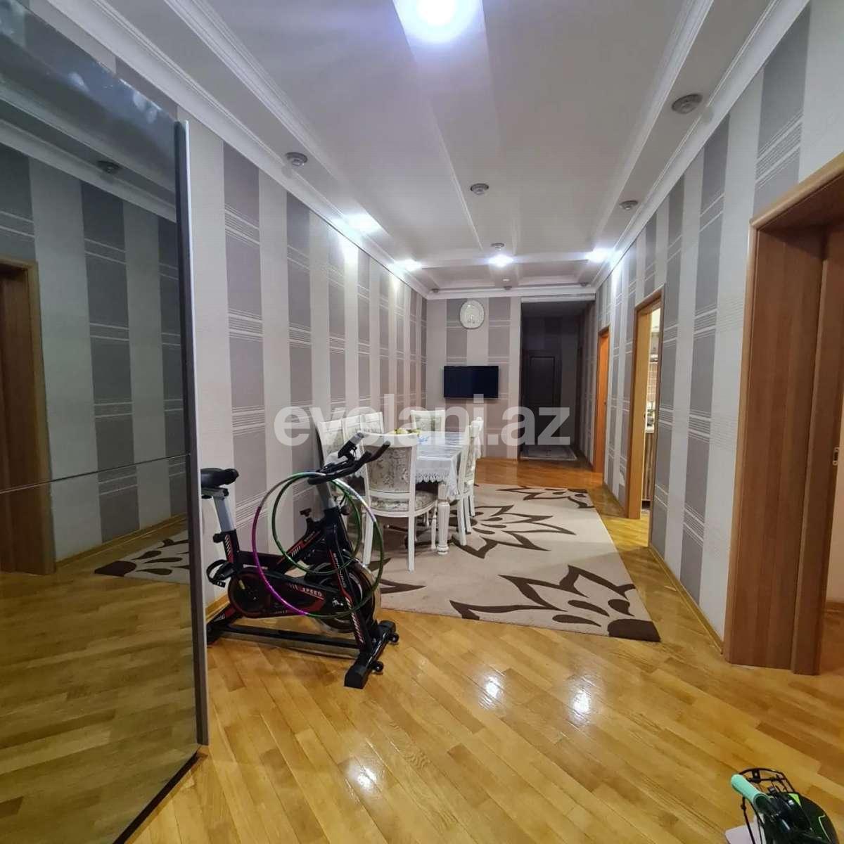 Satılır, yeni tikili, 3 otaqlı, 130 m², Bakı, Nizami r.