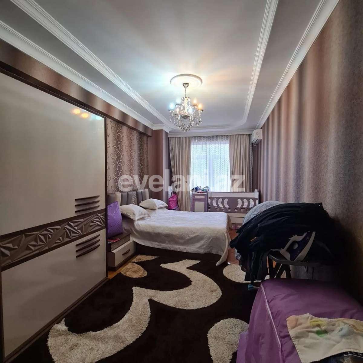 Satılır, yeni tikili, 3 otaqlı, 130 m², Bakı, Nizami r.