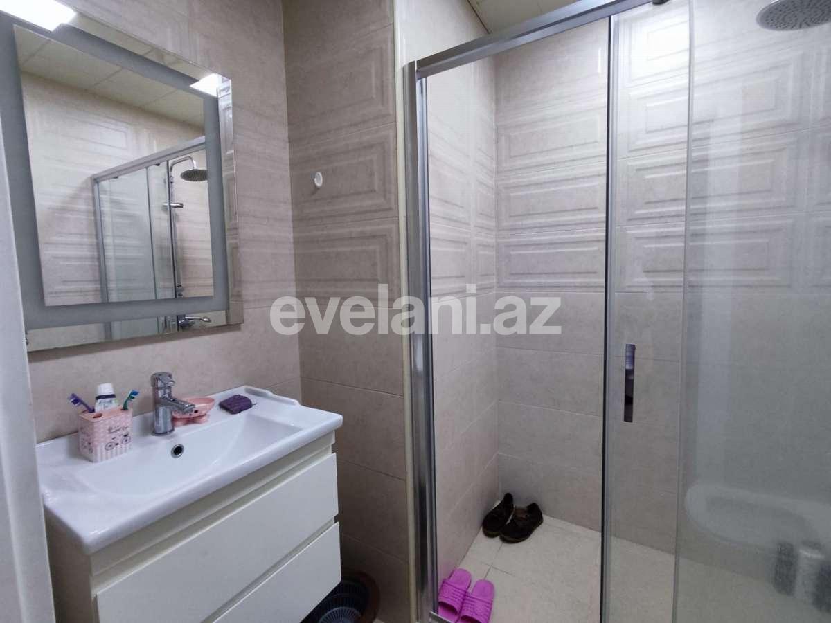 Satılır, yeni tikili, 3 otaqlı, 70 m², Bakı, Nizami r, Qara Qarayev m.