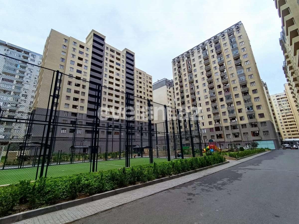 Satılır, yeni tikili, 3 otaqlı, 70 m², Bakı, Nizami r, Qara Qarayev m.