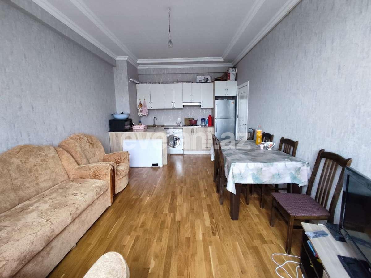 Satılır, yeni tikili, 3 otaqlı, 70 m², Bakı, Nizami r, Qara Qarayev m.