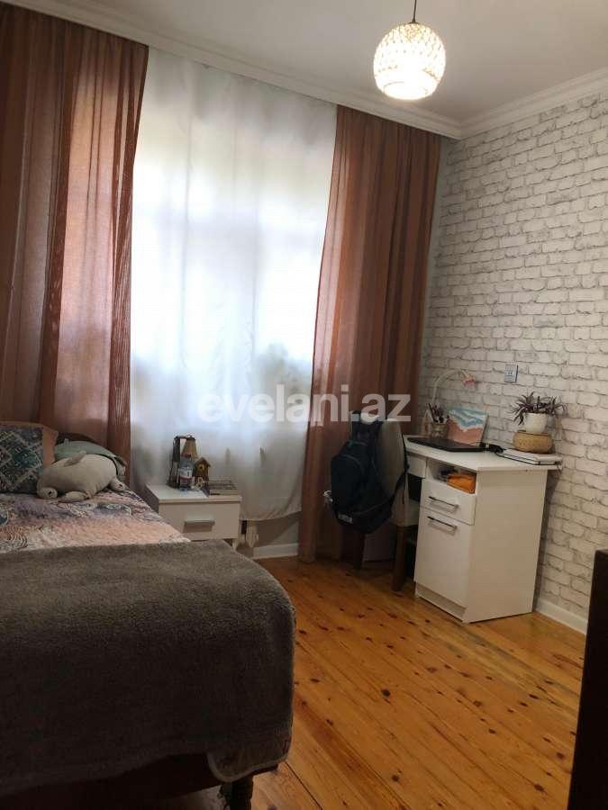 Satılır, köhnə tikili, 5 otaqlı, 109.98 m², Bakı, Suraxanı r, Qaraçuxur q.