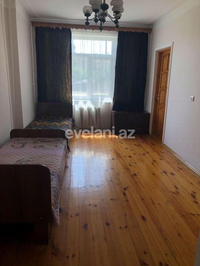 Satılır, köhnə tikili, 5 otaqlı, 109.98 m², Bakı, Suraxanı r, Qaraçuxur q.