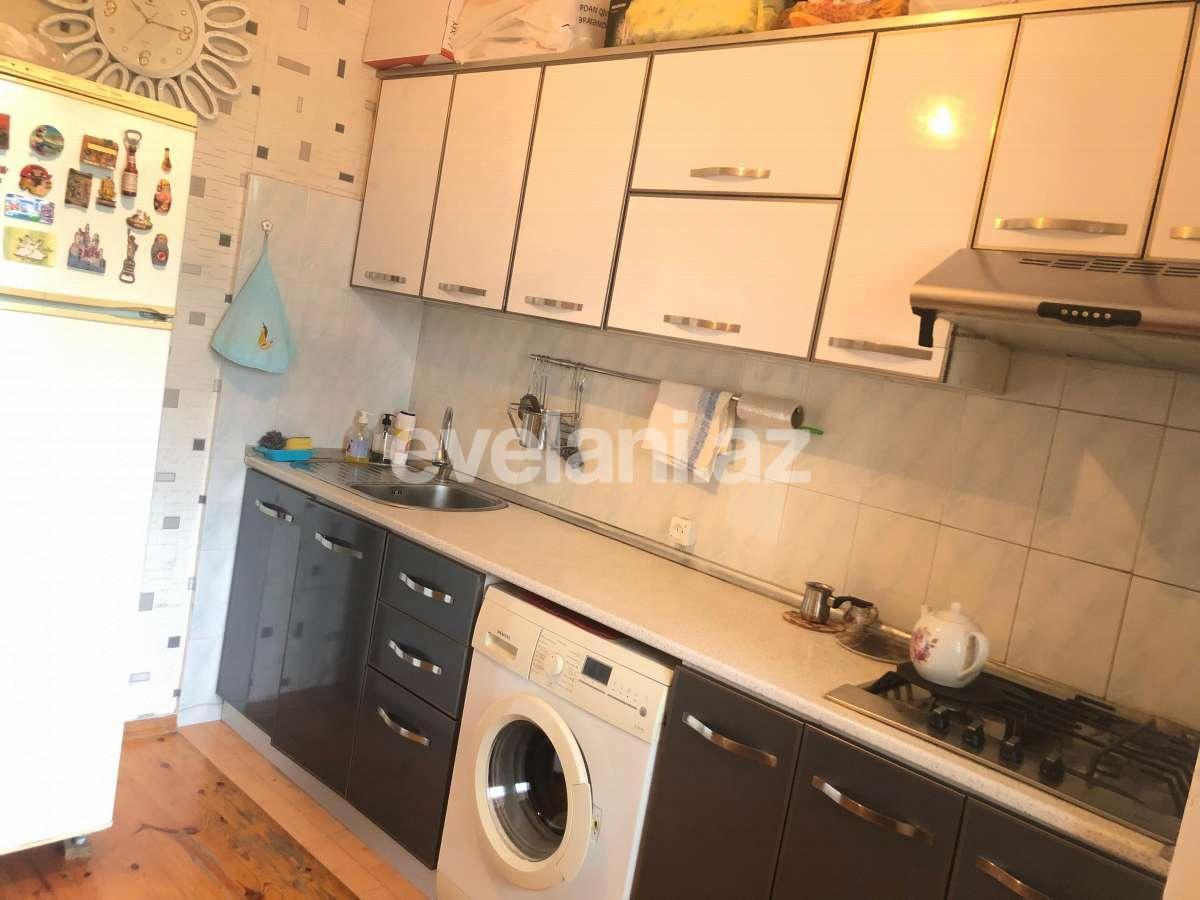 Satılır, köhnə tikili, 5 otaqlı, 109.98 m², Bakı, Suraxanı r, Qaraçuxur q.