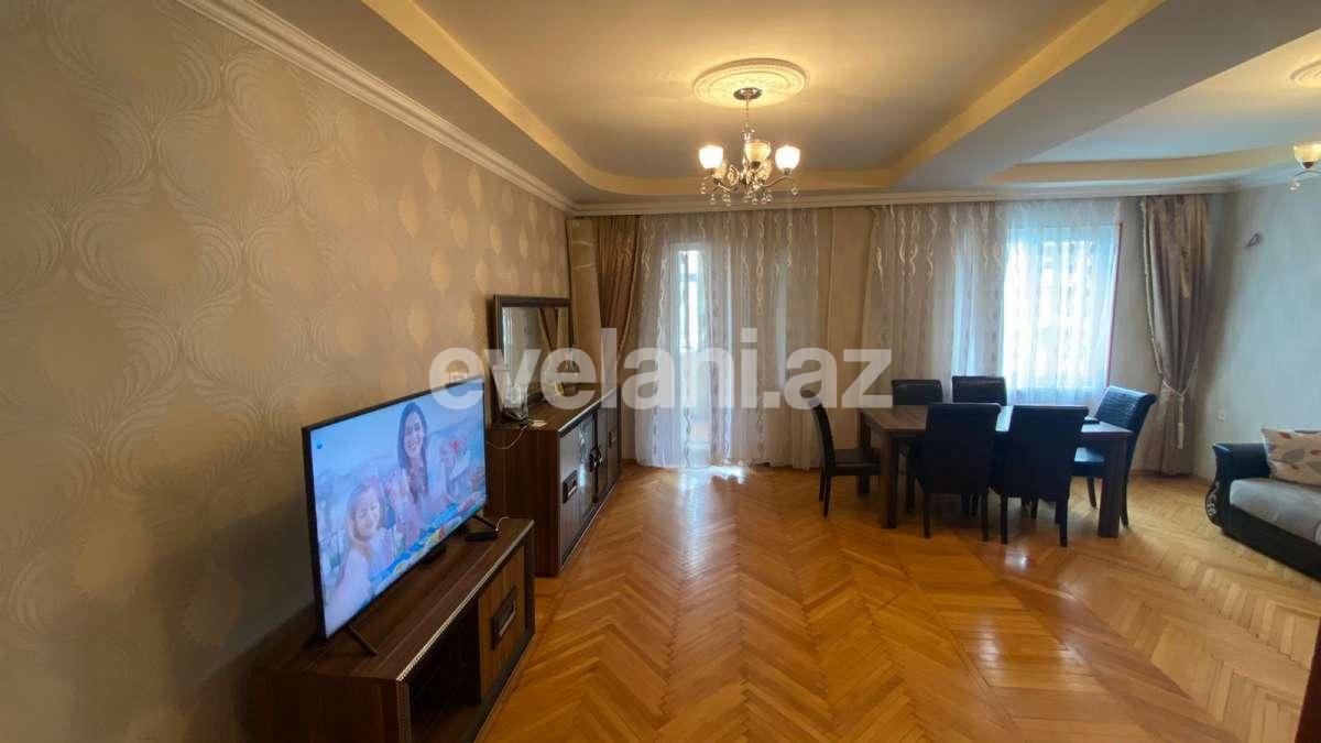 Продаётся, вторичка, 4-комнаты, 90 m², Баку, Низаминский r, 8-й километр p, Нефтчиляр m.