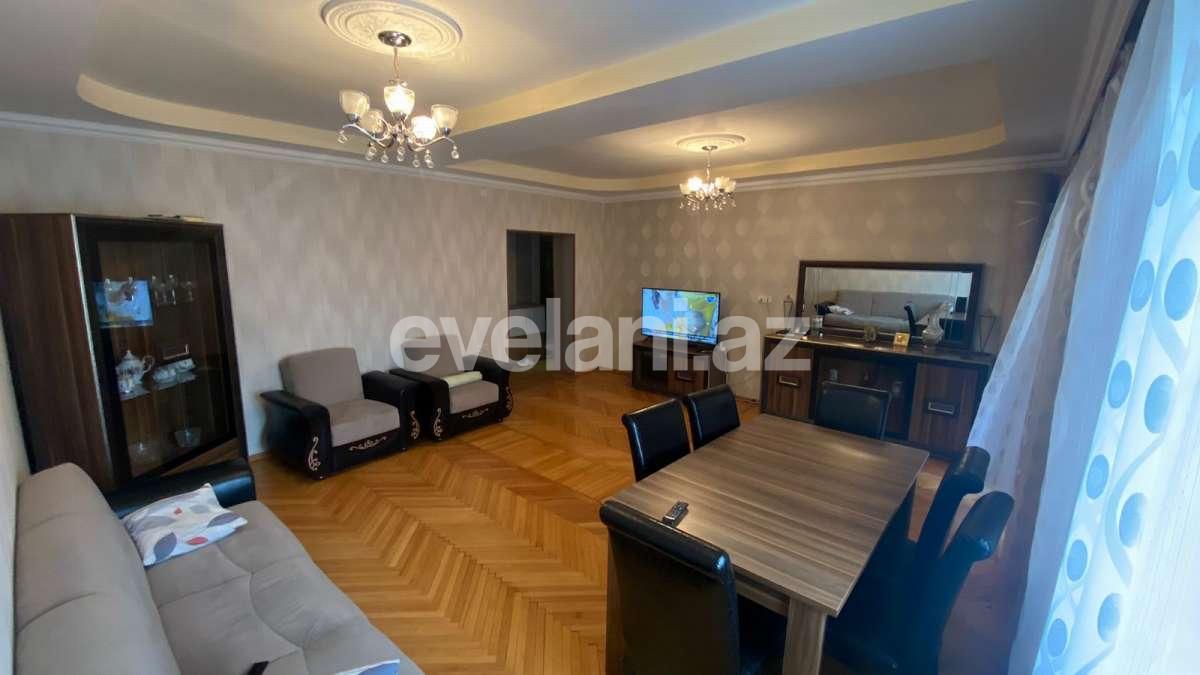Продаётся, вторичка, 4-комнаты, 90 m², Баку, Низаминский r, 8-й километр p, Нефтчиляр m.