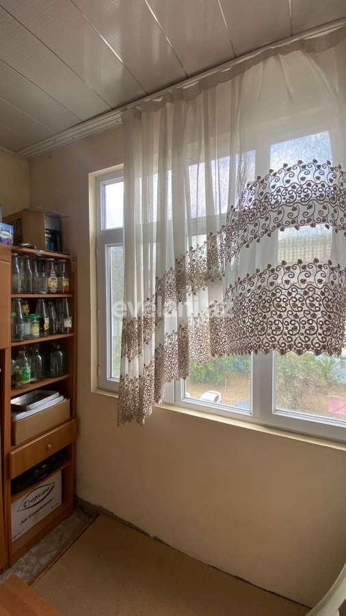 Продаётся, вторичка, 4-комнаты, 90 m², Баку, Низаминский r, 8-й километр p, Нефтчиляр m.