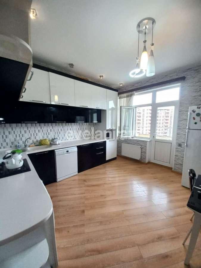 Kirayə verilir, yeni tikili, 3 otaqlı, 137 m², Bakı, Nəsimi r.