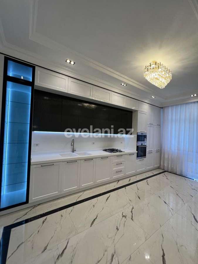 Satılır, yeni tikili, 4 otaqlı, 143 m², Bakı, Nəsimi r, 8 Noyabr m.