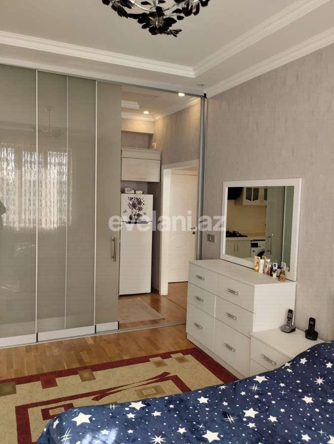 Satılır, yeni tikili, 3 otaqlı, 72 m², Bakı, Nizami r, Qara Qarayev m.
