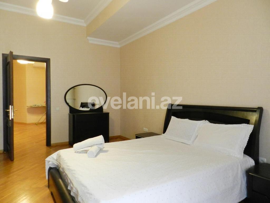 Rent, new building, 4 room, 216 m², Baku, Sabail r, Sahil m.