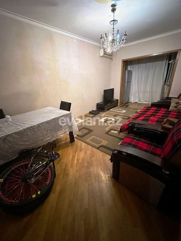 Satılır, köhnə tikili, 3 otaqlı, 80 m², Bakı, Xətai r, Köhnə Günəşli q, Həzi Aslanov m.