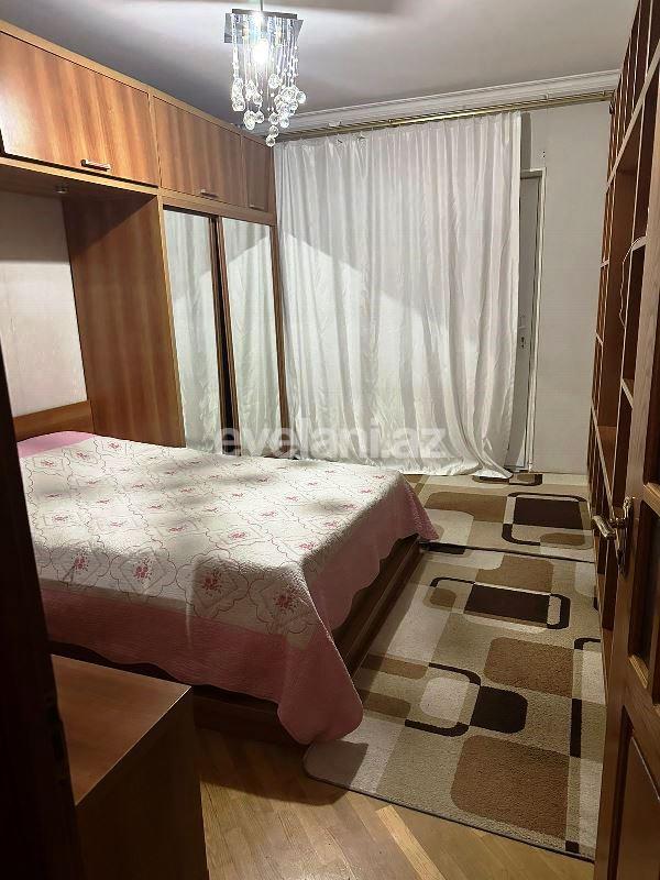 Satılır, köhnə tikili, 3 otaqlı, 80 m², Bakı, Xətai r, Köhnə Günəşli q, Həzi Aslanov m.