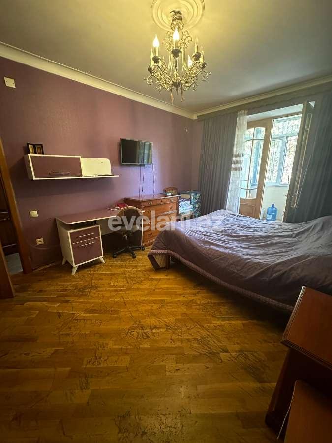 Продаётся, вторичка, 3-комнаты, 65 m², Баку, Ясамальский r, Элмляр Академиясы m.