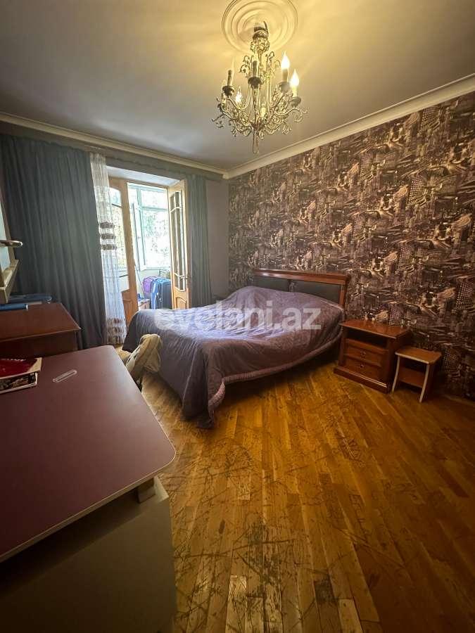 Продаётся, вторичка, 3-комнаты, 65 m², Баку, Ясамальский r, Элмляр Академиясы m.