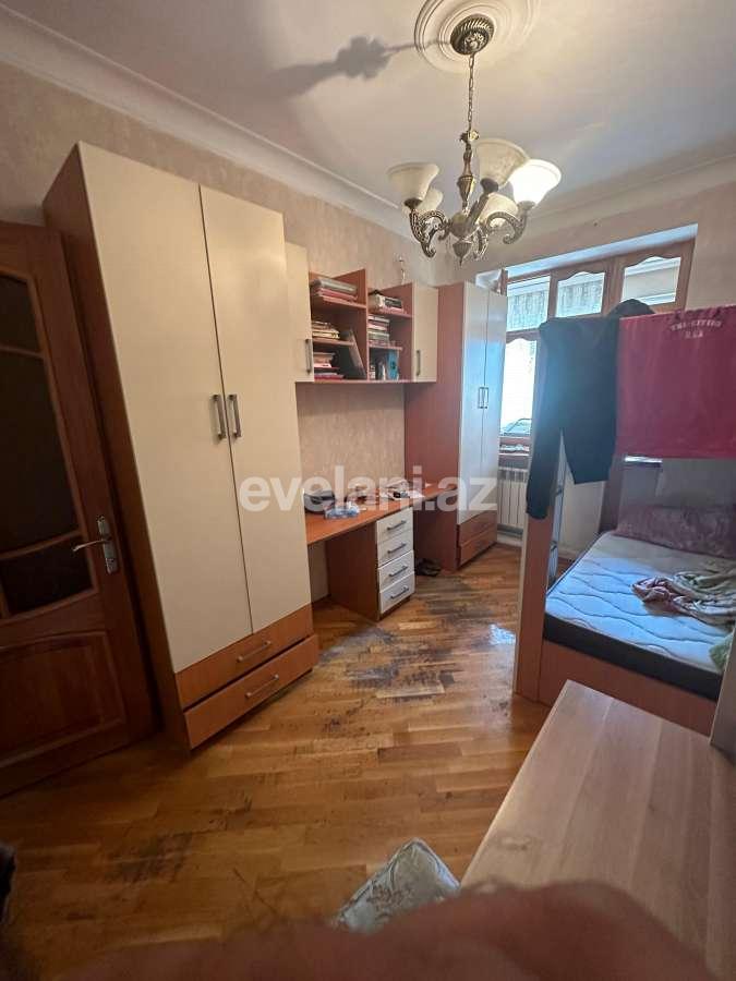 Продаётся, вторичка, 3-комнаты, 65 m², Баку, Ясамальский r, Элмляр Академиясы m.