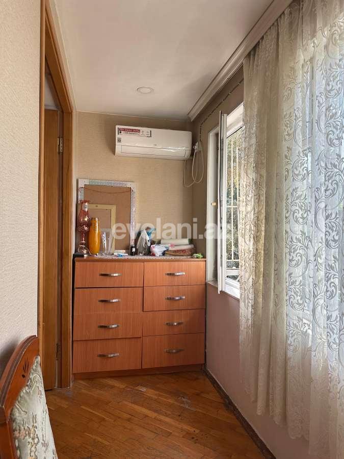 Продаётся, вторичка, 3-комнаты, 65 m², Баку, Ясамальский r, Элмляр Академиясы m.