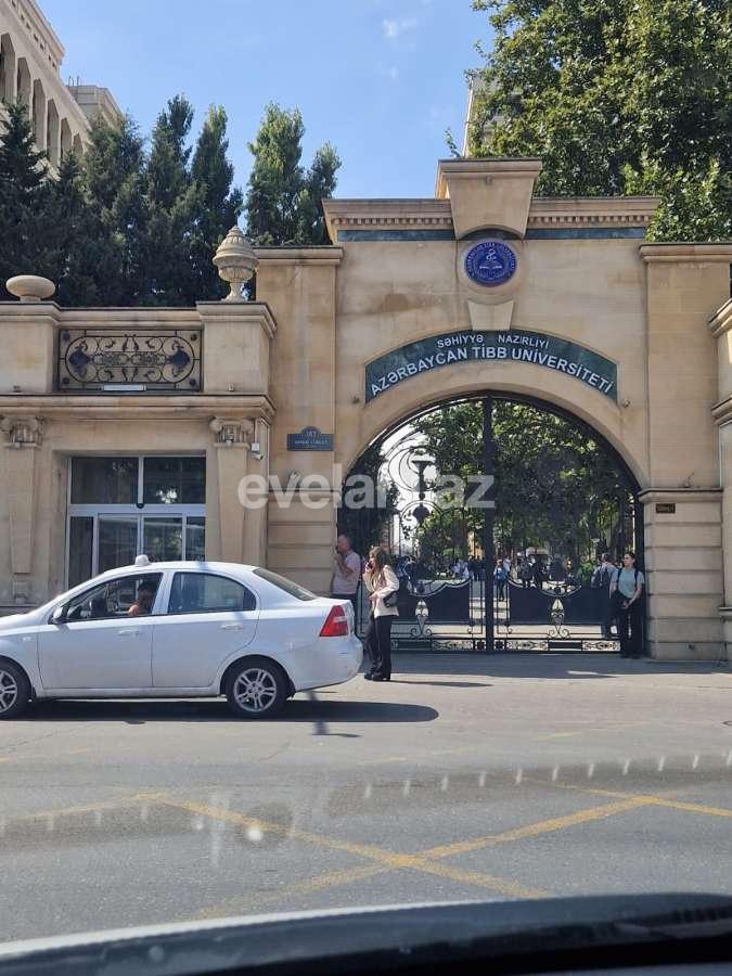 Satılır, yeni tikili, 3 otaqlı, 110 m², Bakı, Nəsimi r.