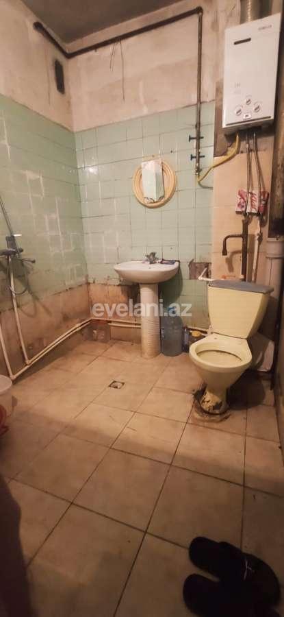 Sale, old building, 2 room, 45 m², Baku, Khatai r, Khalglar Doslugu m.