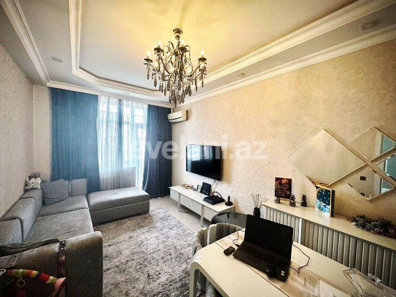 Satılır, yeni tikili, 2 otaqlı, 70 m², Bakı, Xətai r, Əhmədli q, Xalqlar Dostluğu m.