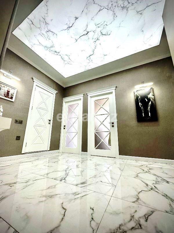 Satılır, yeni tikili, 2 otaqlı, 70 m², Bakı, Xətai r, Əhmədli q, Xalqlar Dostluğu m.