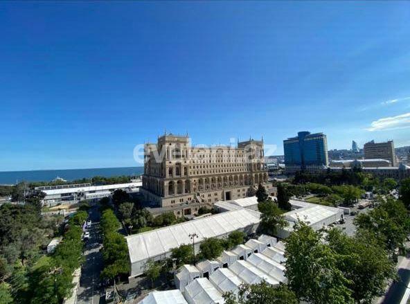 Rent, old building, 4 room, 185.99 m², Baku, Sabail r, 28 may m.