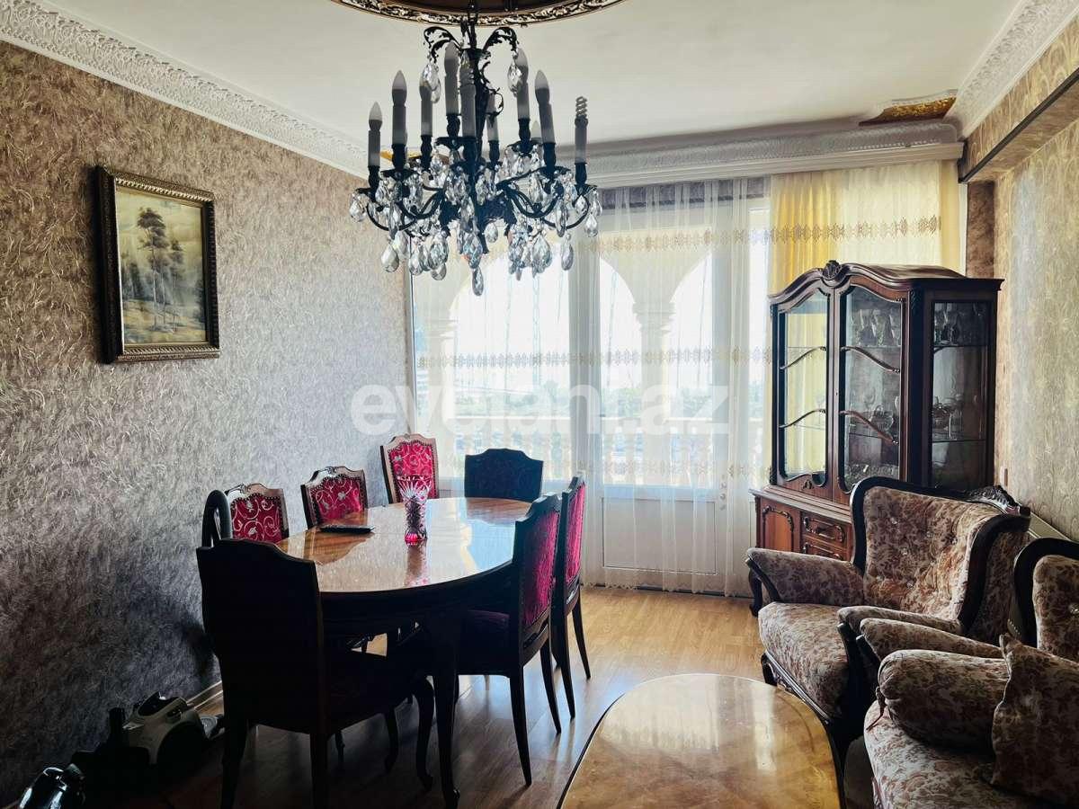 Rent, old building, 4 room, 185.99 m², Baku, Sabail r, 28 may m.