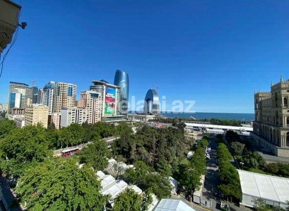 Rent, old building, 4 room, 185.99 m², Baku, Sabail r, 28 may m.