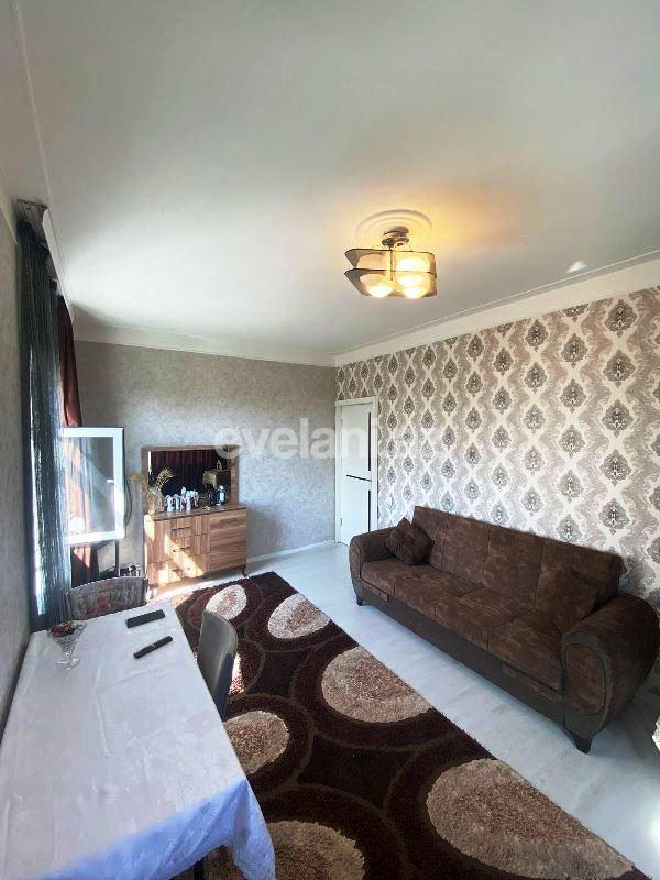 Satılır, köhnə tikili, 2 otaqlı, 60 m², Bakı, Xətai r, Köhnə Günəşli q, Həzi Aslanov m.