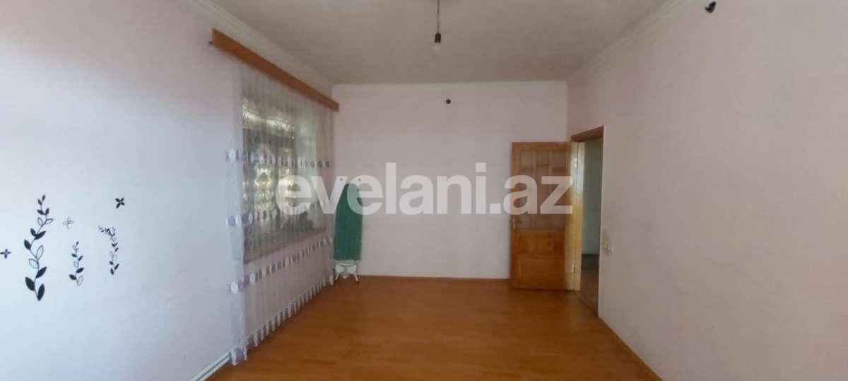 Satılır, köhnə tikili, 4 otaqlı, 120 m², Bakı, Yasamal r, Elmlər Akademiyası m.