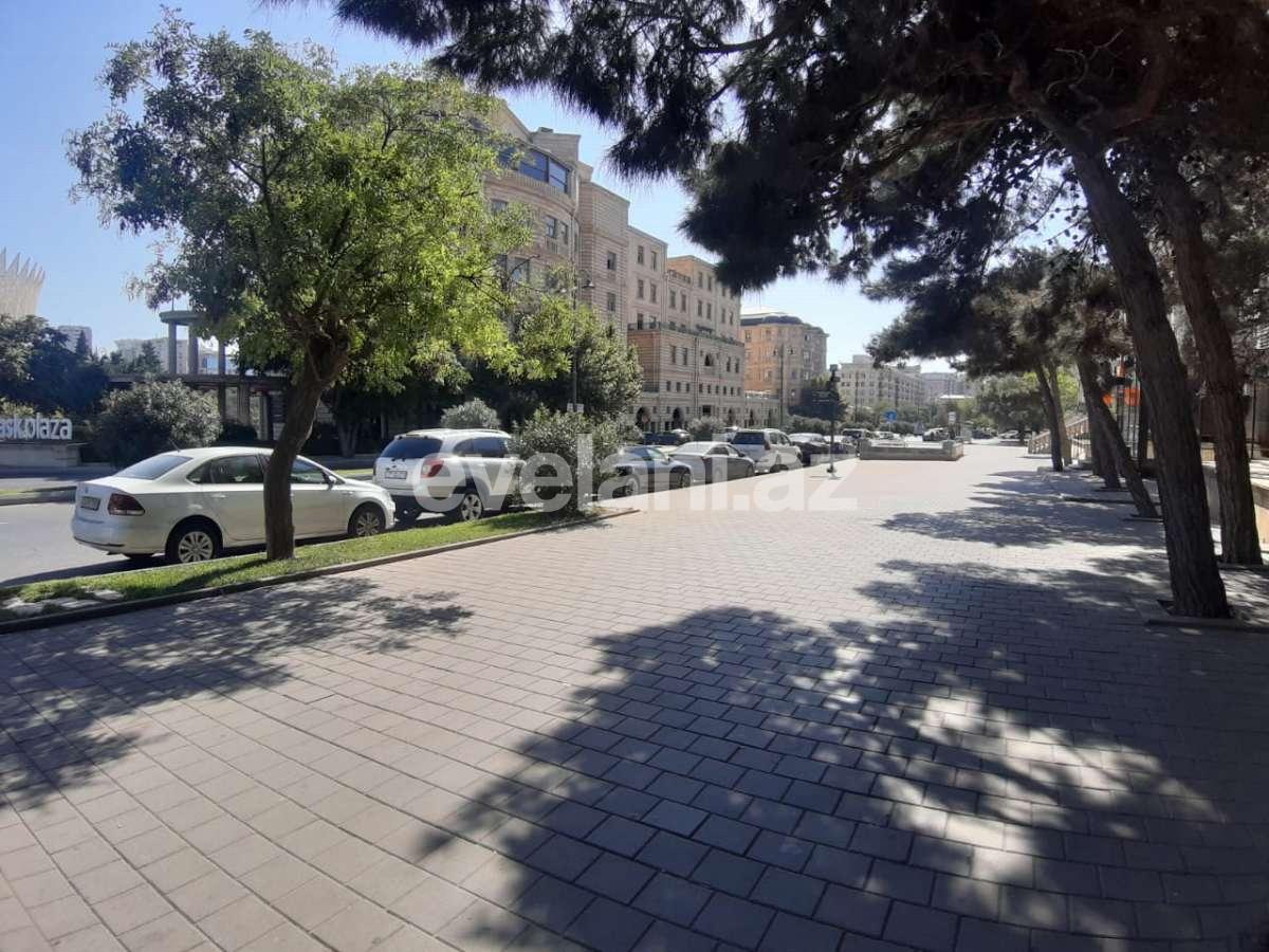 Продаётся, вторичка, 4-комнаты, 105 m², Баку, Ясамальский r, Низами m.