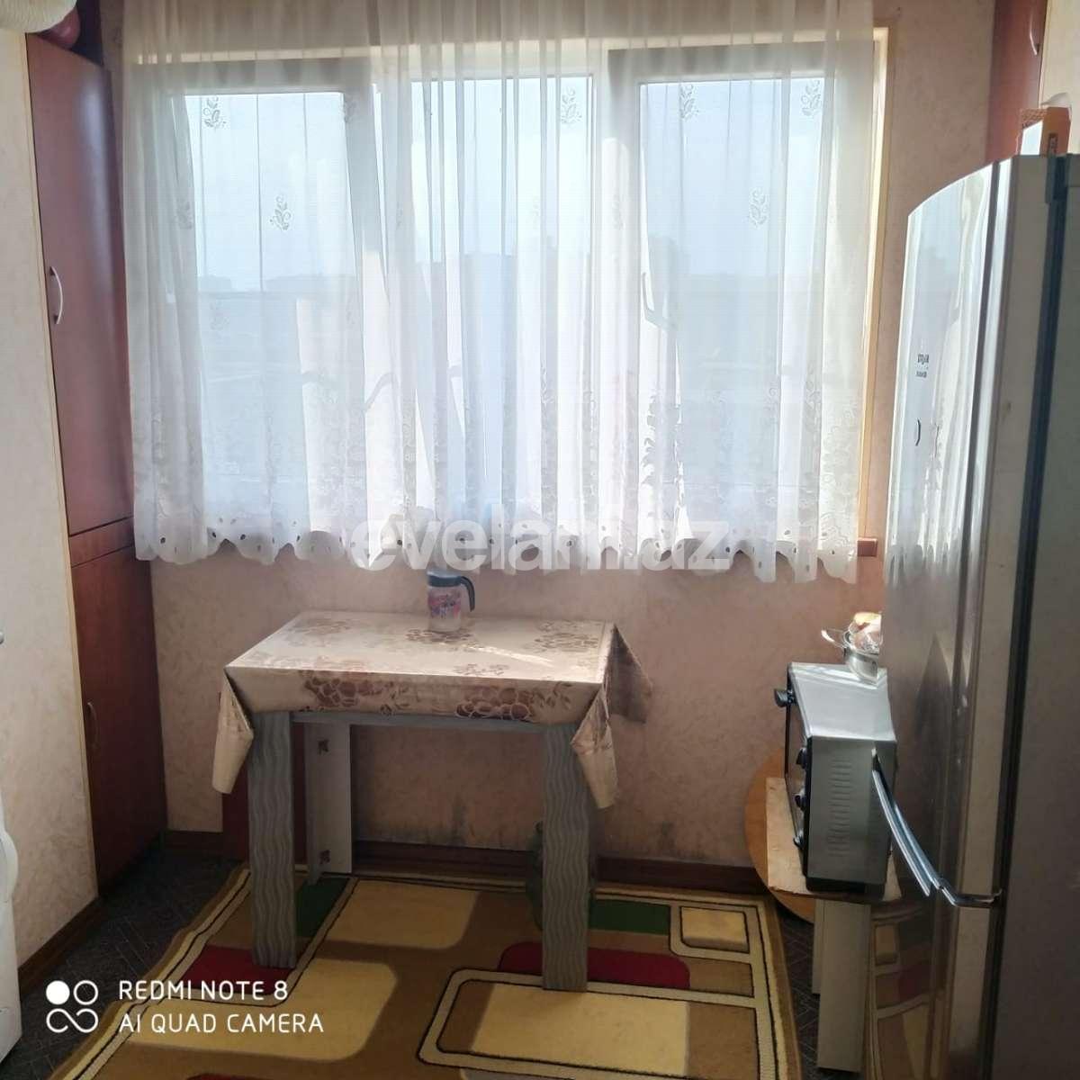 Sale, old building, 3 room, 60 m², Baku, Sabunchu r, Bakikhanov d.