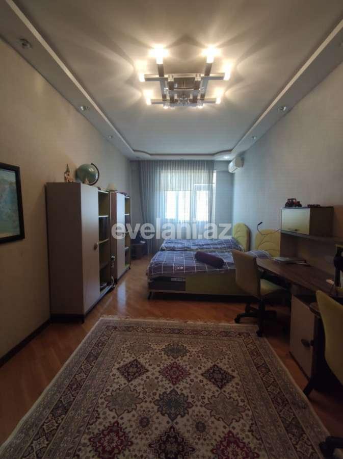 Satılır, yeni tikili, 4 otaqlı, 180 m², Bakı, Nizami r, Qara Qarayev m.