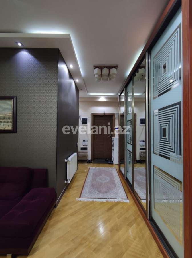 Satılır, yeni tikili, 4 otaqlı, 180 m², Bakı, Nizami r, Qara Qarayev m.