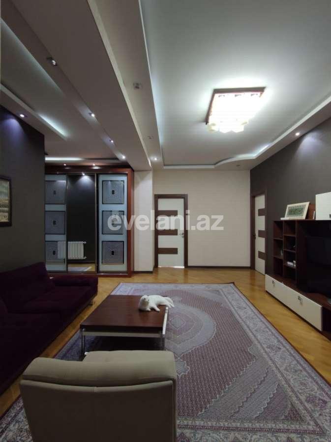 Satılır, yeni tikili, 4 otaqlı, 180 m², Bakı, Nizami r, Qara Qarayev m.