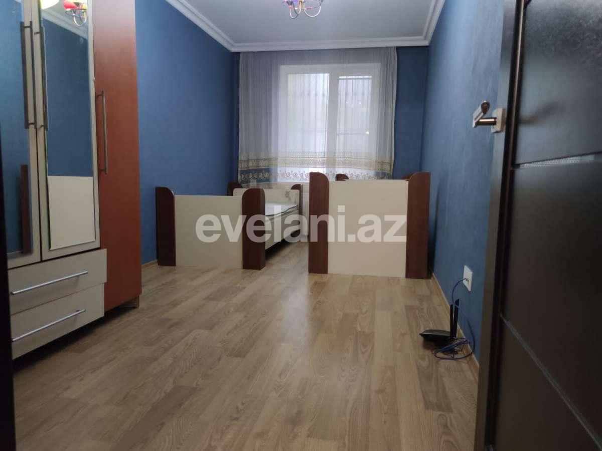 Satılır, köhnə tikili, 3 otaqlı, 69.99 m², Bakı, Yasamal r, İnşaatçılar m.