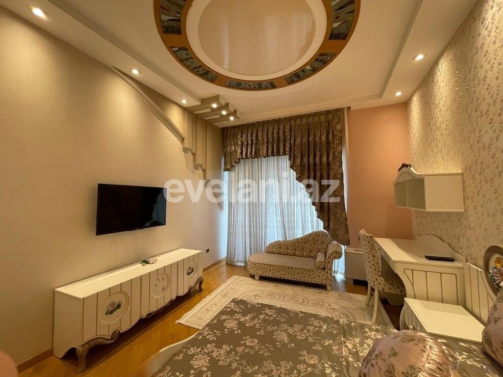 Sale, new building, 4 room, 207 m², Baku, Nasimi r.