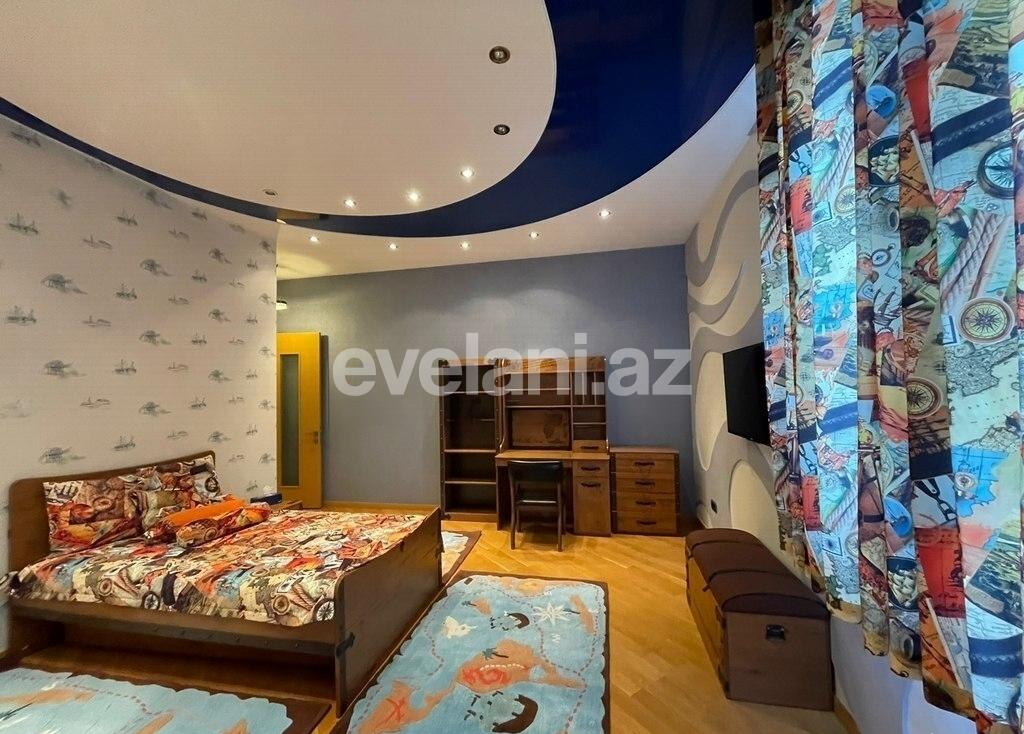 Sale, new building, 4 room, 207 m², Baku, Nasimi r.