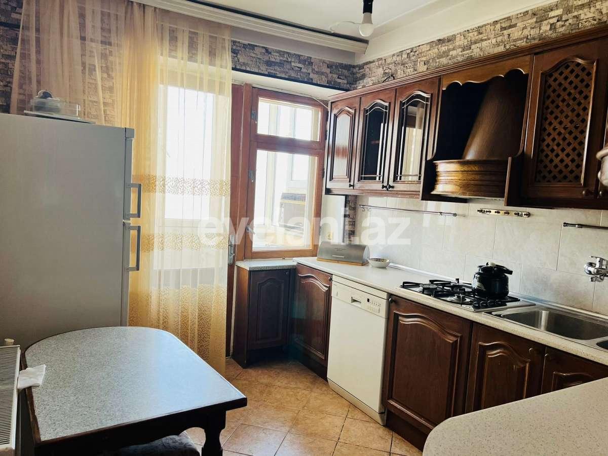 Сдаётся, вторичка, 4-комнаты, 185 m², Баку, Сабаильский r, Сахил m.
