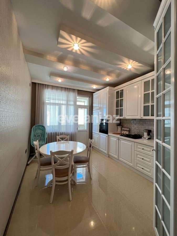 Satılır, yeni tikili, 3 otaqlı, 130 m², Bakı, Yasamal r.