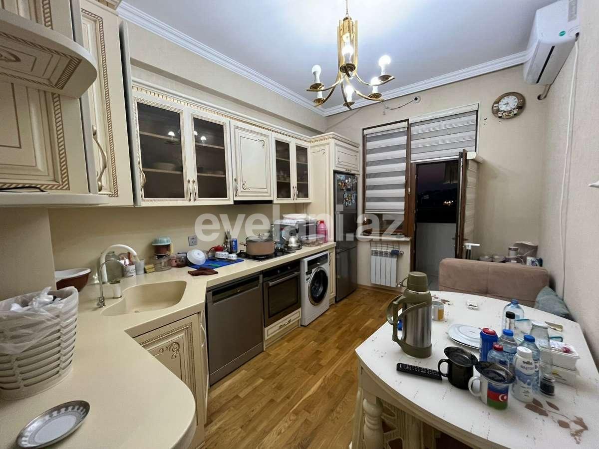 Satılır, yeni tikili, 3 otaqlı, 95 m², Bakı, Nizami r, Qara Qarayev m.