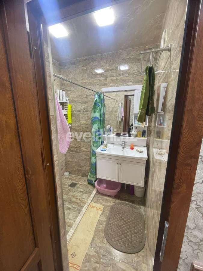 Satılır, köhnə tikili, 4 otaqlı, 105 m², Bakı, Sabunçu r, Bakıxanov q.