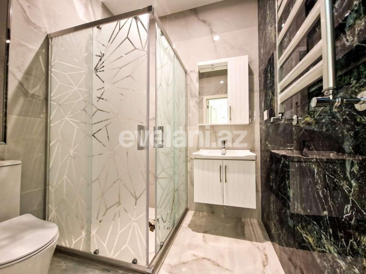 Satılır, yeni tikili, 2 otaqlı, 65 m², Bakı, Nizami r, Qara Qarayev m.