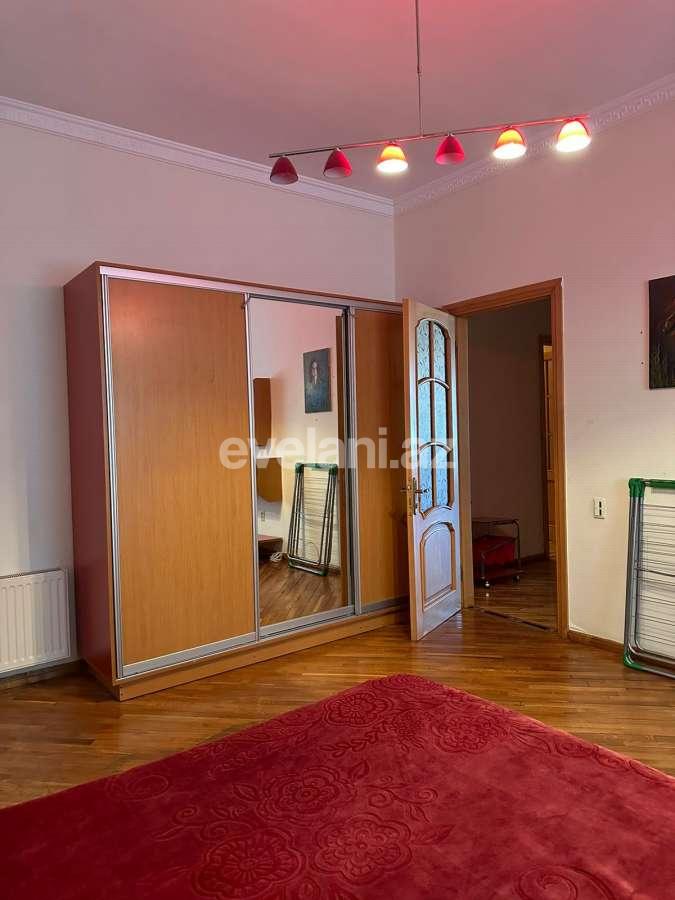 Satılır, yeni tikili, 4 otaqlı, 220 m², Bakı, Yasamal r, Elmlər Akademiyası m.