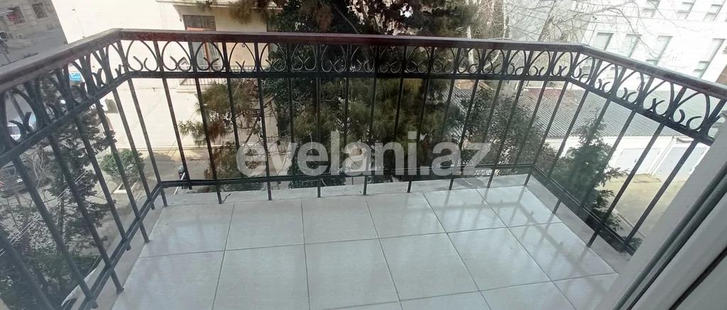 Kirayə verilir, köhnə tikili, 2 otaqlı, 50 m², Bakı, Səbail r, İçəri Şəhər m.