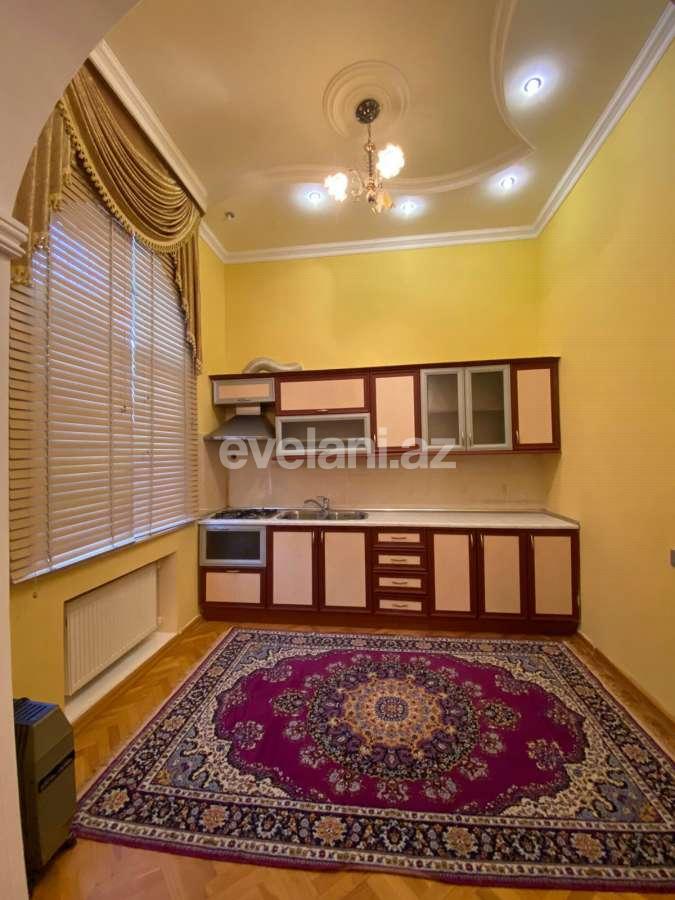 Kirayə verilir, villa, 10 otaqlı, 450 m², Bakı, Səbail r, Badamdar q.